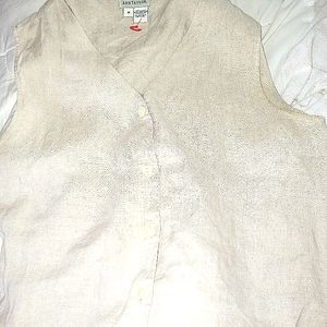 Ann Taylor 💯 linen sleeveless long line button down blouse